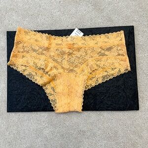 NWT Victoria's Secret PINK Wink Butterfly Lace No Show Cheeky Panties VS Small S